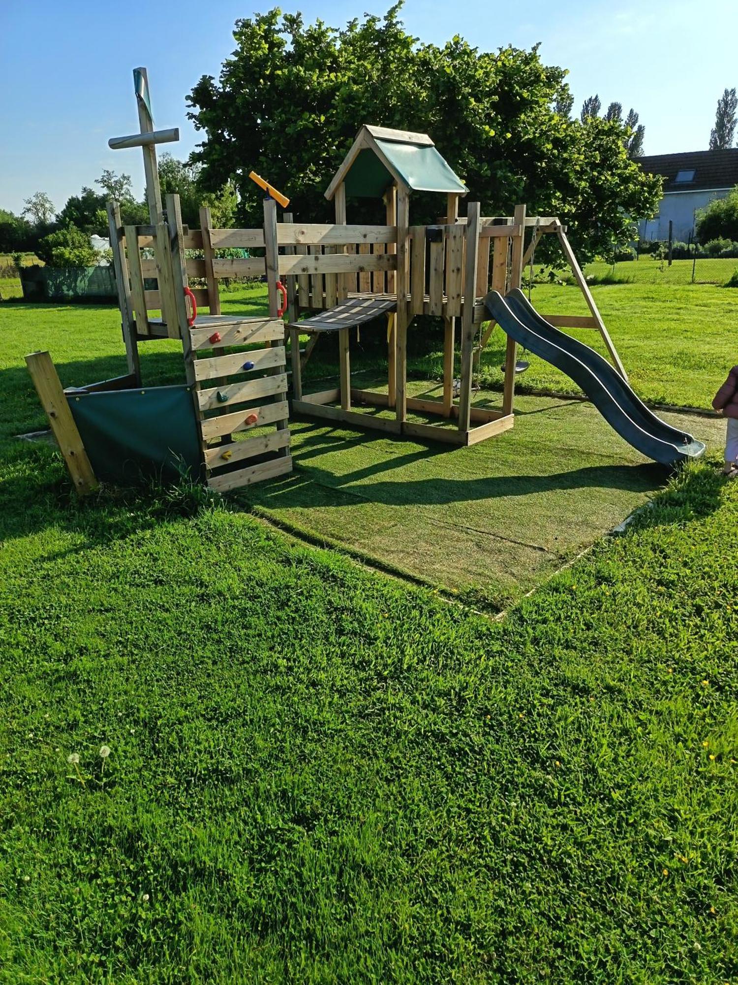 Ferienwohnung Les Jardins Ducarouge 1 Climatise Digoin Exterior foto